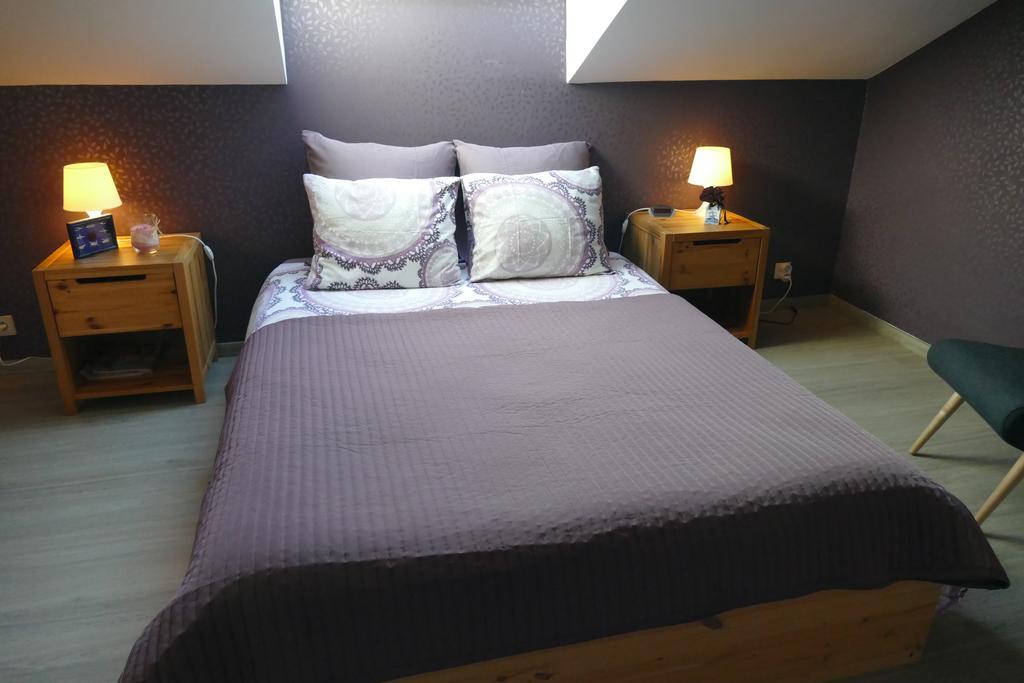 Aux Cosmos Bed & Breakfast Olne Екстериор снимка